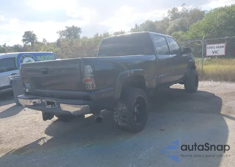 2004 Chevrolet Silverado 2500Hd Lt from USA, damaged, VIN 1GCHK23U84F204863